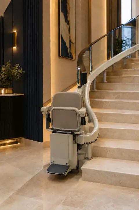 Illustration: stair lift on a curved staircase